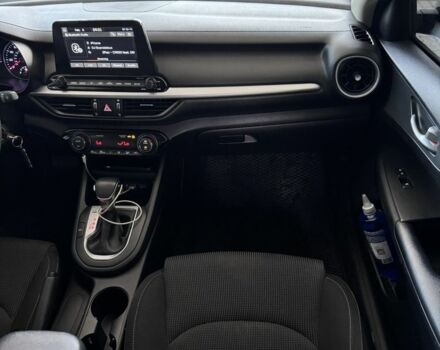 Киа Черато 2018 в Новомосковске на Automoto.ua Белый Киа Черато, объемом двигателя 2 л и пробегом 125 тыс. км за 13350 $, фото 9 на Automoto.ua