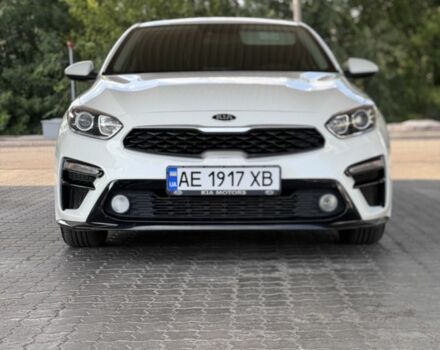 Киа Черато 2018 в Новомосковске на Automoto.ua Белый Киа Черато, объемом двигателя 2 л и пробегом 125 тыс. км за 13350 $, фото 1 на Automoto.ua