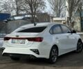 Білий Кіа Черато, об'ємом двигуна 2 л та пробігом 130 тис. км за 13000 $, фото 5 на Automoto.ua