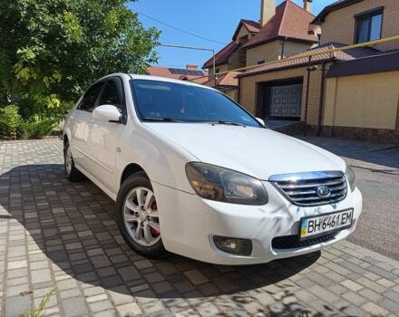 Білий Кіа Черато, об'ємом двигуна 1.6 л та пробігом 290 тис. км за 4500 $, фото 1 на Automoto.ua