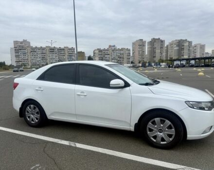 Белый Киа Черато, объемом двигателя 1.6 л и пробегом 118 тыс. км за 8200 $, фото 1 на Automoto.ua