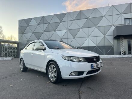 Белый Киа Черато, объемом двигателя 1.6 л и пробегом 154 тыс. км за 7500 $, фото 1 на Automoto.ua