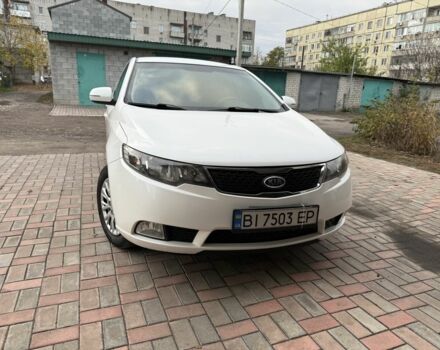Белый Киа Черато, объемом двигателя 1.6 л и пробегом 105 тыс. км за 8300 $, фото 1 на Automoto.ua