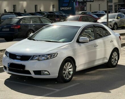 Белый Киа Черато, объемом двигателя 2 л и пробегом 127 тыс. км за 7700 $, фото 1 на Automoto.ua