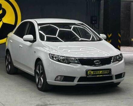 Білий Кіа Черато, об'ємом двигуна 1.6 л та пробігом 180 тис. км за 6300 $, фото 1 на Automoto.ua