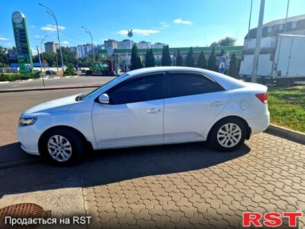 Білий Кіа Черато, об'ємом двигуна 1.6 л та пробігом 217 тис. км за 6200 $, фото 1 на Automoto.ua