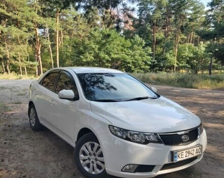 Белый Киа Черато, объемом двигателя 1.6 л и пробегом 250 тыс. км за 5814 $, фото 1 на Automoto.ua