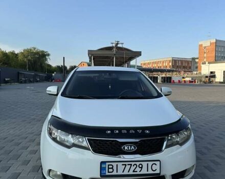 Белый Киа Черато, объемом двигателя 1.59 л и пробегом 208 тыс. км за 8500 $, фото 1 на Automoto.ua