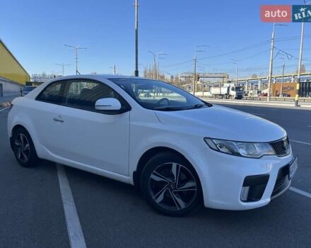 Белый Киа Черато, объемом двигателя 2 л и пробегом 235 тыс. км за 7700 $, фото 1 на Automoto.ua