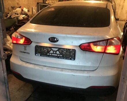 Белый Киа Черато, объемом двигателя 0 л и пробегом 80 тыс. км за 5000 $, фото 1 на Automoto.ua