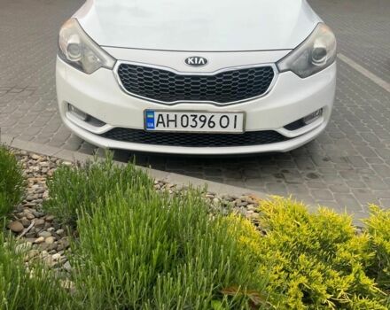 Білий Кіа Черато, об'ємом двигуна 2 л та пробігом 100 тис. км за 9200 $, фото 1 на Automoto.ua