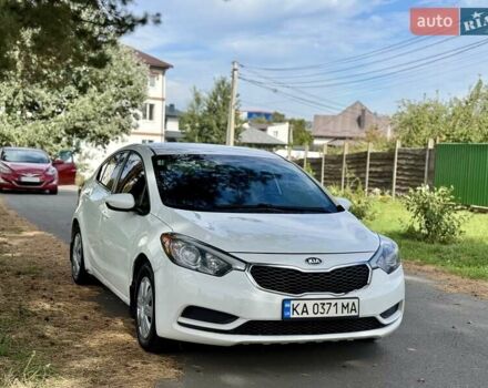 Білий Кіа Черато, об'ємом двигуна 1.8 л та пробігом 200 тис. км за 7700 $, фото 1 на Automoto.ua