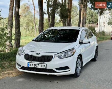 Білий Кіа Черато, об'ємом двигуна 1.8 л та пробігом 200 тис. км за 7400 $, фото 1 на Automoto.ua