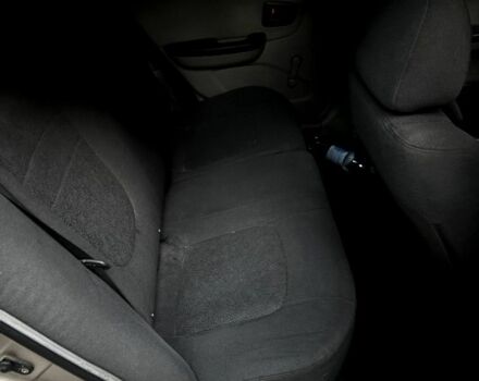 Бежевий Кіа Черато, об'ємом двигуна 1.6 л та пробігом 530 тис. км за 2999 $, фото 7 на Automoto.ua