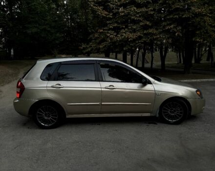 Бежевий Кіа Черато, об'ємом двигуна 1.6 л та пробігом 530 тис. км за 2999 $, фото 5 на Automoto.ua