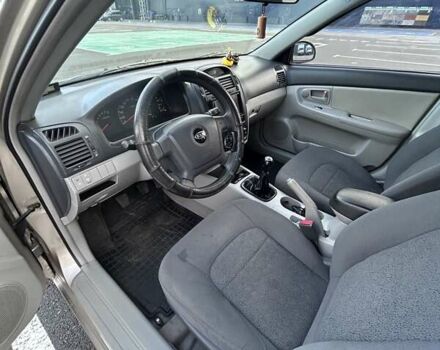 Бежевый Киа Черато, объемом двигателя 1.6 л и пробегом 138 тыс. км за 4400 $, фото 15 на Automoto.ua