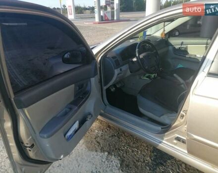 Бежевый Киа Черато, объемом двигателя 1.6 л и пробегом 196 тыс. км за 4300 $, фото 4 на Automoto.ua