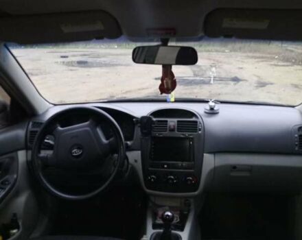 Бежевий Кіа Черато, об'ємом двигуна 1.6 л та пробігом 300 тис. км за 4300 $, фото 3 на Automoto.ua