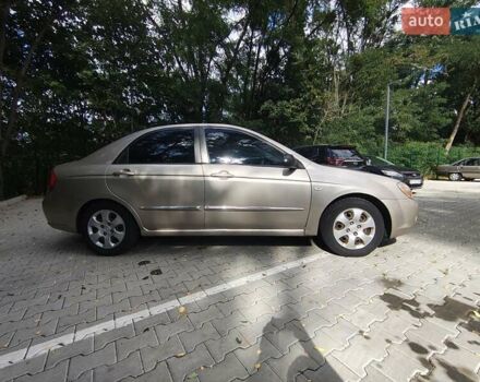 Бежевый Киа Черато, объемом двигателя 1.6 л и пробегом 440 тыс. км за 3200 $, фото 9 на Automoto.ua