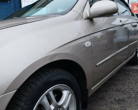 Бежевый Киа Черато, объемом двигателя 1.59 л и пробегом 202 тыс. км за 4800 $, фото 16 на Automoto.ua