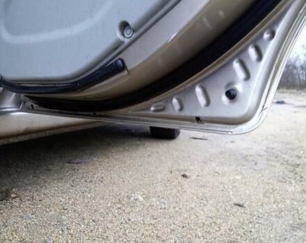 Бежевий Кіа Черато, об'ємом двигуна 1.6 л та пробігом 300 тис. км за 4300 $, фото 4 на Automoto.ua