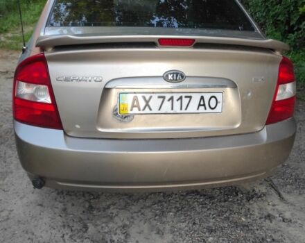 Бежевий Кіа Черато, об'ємом двигуна 1.98 л та пробігом 160 тис. км за 3000 $, фото 6 на Automoto.ua