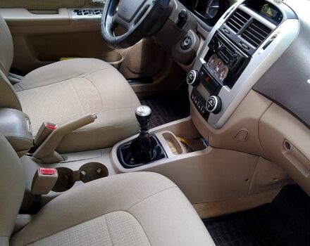 Бежевый Киа Черато, объемом двигателя 1.6 л и пробегом 215 тыс. км за 5000 $, фото 4 на Automoto.ua