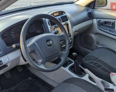 Кіа Черато 2006 у Покров (Орджонікідзе) на Automoto.ua Бежевий Кіа Черато, об'ємом двигуна 1.98 л та пробігом 275 тис. км за 4000 $, фото 1 на Automoto.ua