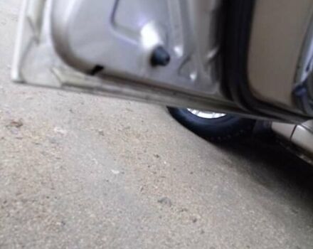 Бежевий Кіа Черато, об'ємом двигуна 1.6 л та пробігом 300 тис. км за 4300 $, фото 6 на Automoto.ua