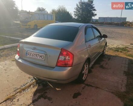 Бежевый Киа Черато, объемом двигателя 1.6 л и пробегом 196 тыс. км за 4300 $, фото 3 на Automoto.ua