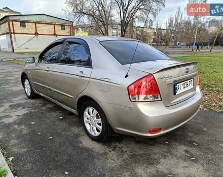 Бежевый Киа Черато, объемом двигателя 1.98 л и пробегом 195 тыс. км за 3993 $, фото 2 на Automoto.ua