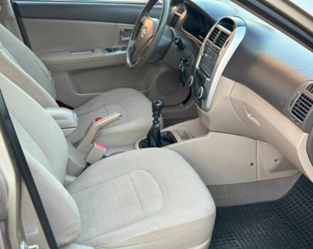 Бежевый Киа Черато, объемом двигателя 1.6 л и пробегом 189 тыс. км за 5890 $, фото 16 на Automoto.ua