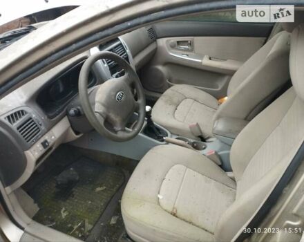 Бежевый Киа Черато, объемом двигателя 1.59 л и пробегом 208 тыс. км за 1900 $, фото 19 на Automoto.ua