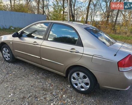 Бежевий Кіа Черато, об'ємом двигуна 1.59 л та пробігом 155 тис. км за 3700 $, фото 5 на Automoto.ua