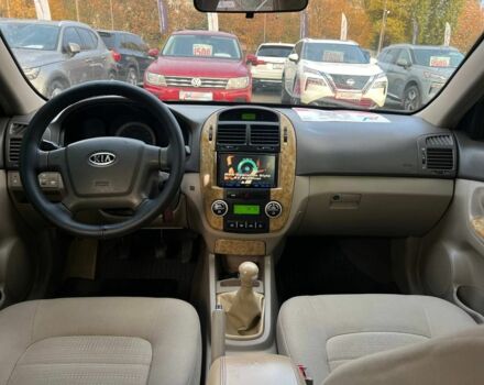Киа Черато 2007 в Кривом Роге на Automoto.ua Бежевый Киа Черато, объемом двигателя 2 л и пробегом 206 тыс. км за 4400 $, фото 9 на Automoto.ua