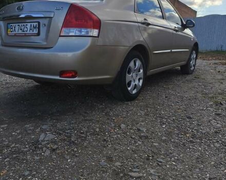 Бежевий Кіа Черато, об'ємом двигуна 1.59 л та пробігом 155 тис. км за 3700 $, фото 3 на Automoto.ua