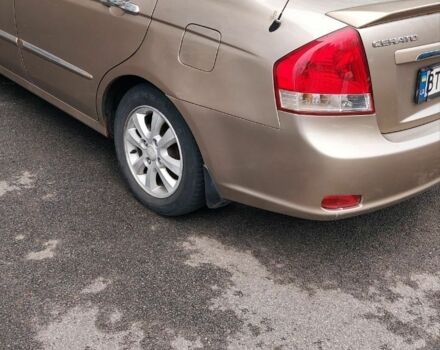 Бежевий Кіа Черато, об'ємом двигуна 2 л та пробігом 222 тис. км за 4900 $, фото 7 на Automoto.ua