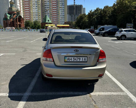 Бежевый Киа Черато, объемом двигателя 1.6 л и пробегом 193 тыс. км за 3400 $, фото 3 на Automoto.ua