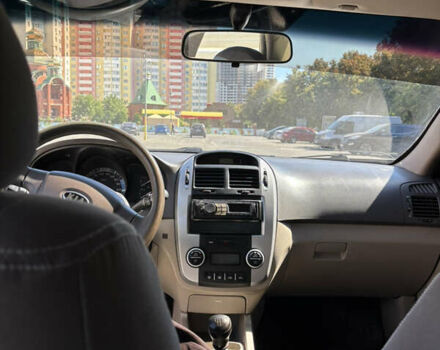 Бежевый Киа Черато, объемом двигателя 1.6 л и пробегом 193 тыс. км за 3400 $, фото 15 на Automoto.ua