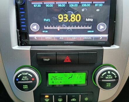 Бежевый Киа Черато, объемом двигателя 2 л и пробегом 195 тыс. км за 4250 $, фото 14 на Automoto.ua