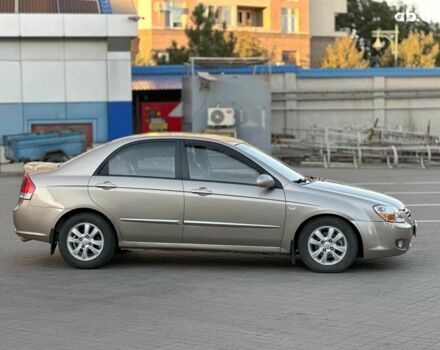 Бежевый Киа Черато, объемом двигателя 1.6 л и пробегом 189 тыс. км за 5940 $, фото 3 на Automoto.ua