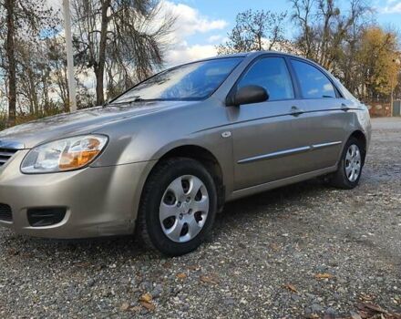 Бежевий Кіа Черато, об'ємом двигуна 1.59 л та пробігом 155 тис. км за 3700 $, фото 1 на Automoto.ua