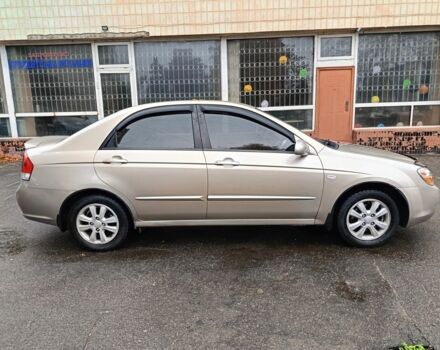 Бежевый Киа Черато, объемом двигателя 2 л и пробегом 195 тыс. км за 4250 $, фото 2 на Automoto.ua