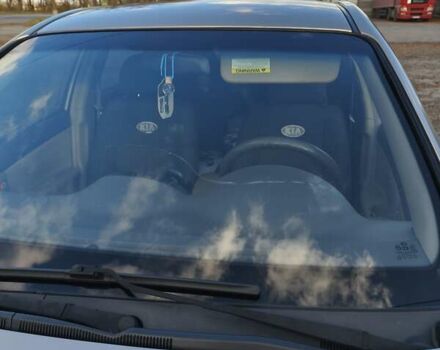 Бежевий Кіа Черато, об'ємом двигуна 1.59 л та пробігом 155 тис. км за 3700 $, фото 9 на Automoto.ua