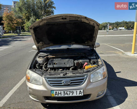 Бежевый Киа Черато, объемом двигателя 1.6 л и пробегом 193 тыс. км за 3400 $, фото 20 на Automoto.ua