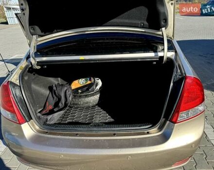 Бежевый Киа Черато, объемом двигателя 1.6 л и пробегом 212 тыс. км за 4650 $, фото 4 на Automoto.ua