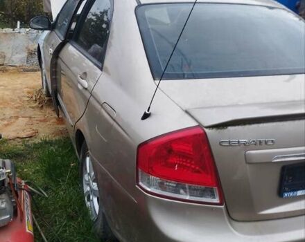 Бежевый Киа Черато, объемом двигателя 1.59 л и пробегом 208 тыс. км за 1900 $, фото 3 на Automoto.ua