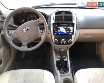 Бежевий Кіа Черато, об'ємом двигуна 1.6 л та пробігом 118 тис. км за 5400 $, фото 7 на Automoto.ua