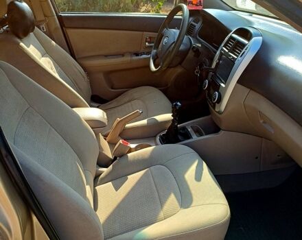 Бежевий Кіа Черато, об'ємом двигуна 1.6 л та пробігом 189 тис. км за 5500 $, фото 11 на Automoto.ua