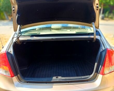 Бежевий Кіа Черато, об'ємом двигуна 1.6 л та пробігом 189 тис. км за 5500 $, фото 9 на Automoto.ua